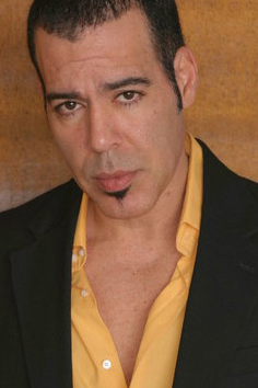 Roberto Sanchez, actor